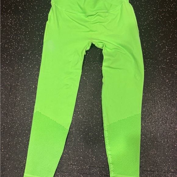 SHEFIT Neon Green Workout Leggings - Picture 2 of 10
